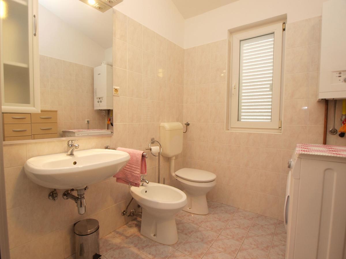 Apartments Iva 1534 Pula Luaran gambar